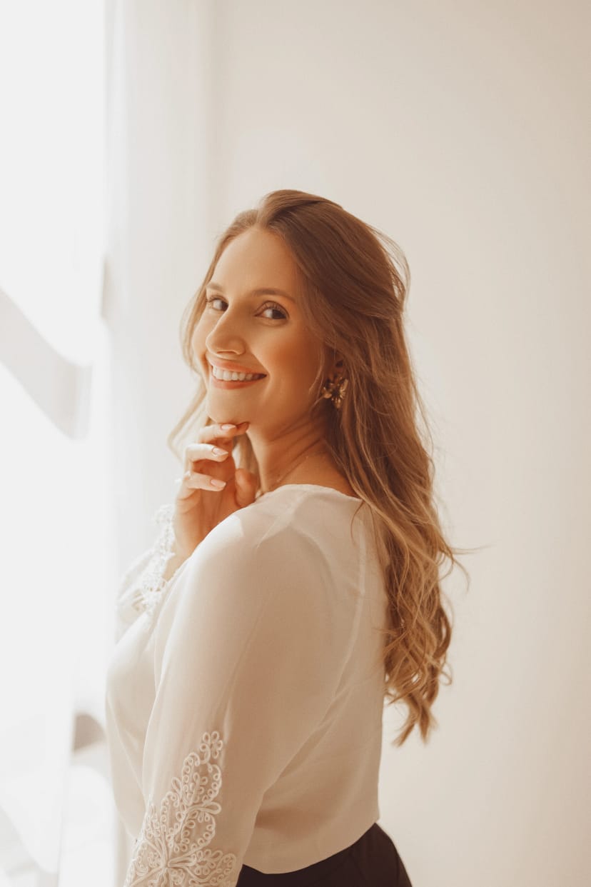 Dra. Natália de Oliveira Menezes